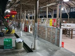 -满記土窑烧鷄波浪山莊