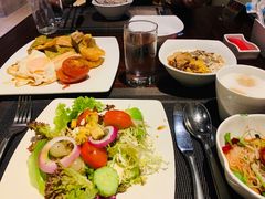 -三亚湾海居铂尔曼度假酒店