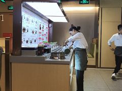 -海底捞火锅(高新万达店)