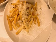 -WOLFGANG PUCK KITCHEN & BAR(迪士尼小镇店)