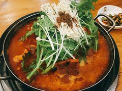 -喇喇排骨火锅·传统韩式脊骨汤(望京西园总店)