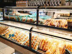 面包甜点陈列柜-罗莎蛋糕(魔法师司门口店)
