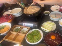 -牛牛和牛海鲜粥底火锅(长虹国际城店)