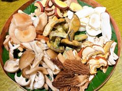 -一坐一忘云南菜(卓悦中心)