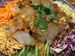 -山里屯铁锅炖·东北菜(康桥店)