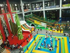 -蒙特利亲子乐园