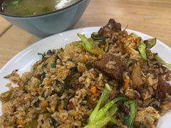-钢阳酸菜红烧牛肉面(季乐路店)