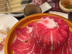 -牛YO寿喜烧·铁板烧和牛火锅自助(市府恒隆店)