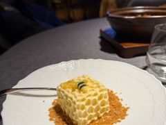-虹潮荟·餐桌上的美食地理(太阳宫店)