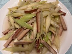 -泉畔人家·老济南经典鲁菜(大明湖店)