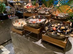 -南京长江之舟华邑酒店·鲜艳自助餐厅