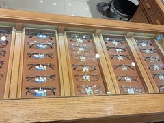 -宝丽眼镜(湖墅店)