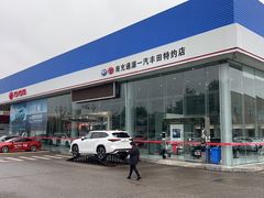 -南充通源宝马4S店(高坪店)