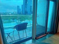 -苏州金鸡湖中茵皇冠假日酒店