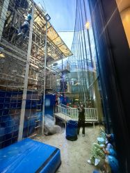 -PIPIKINGDOM皮皮王国欢乐号(欢乐海岸购物中心店)