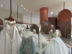 -PAI婚纱礼服设计馆【大牌租赁/高级定制】