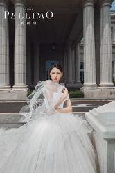 -派丽莫Pellimo原创设计婚纱品牌