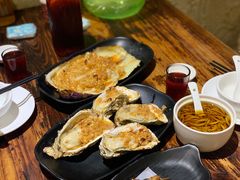 -蚝美人·生蚝海鲜烧烤(茶花园店)