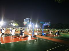 -武汉大学风雨操场
