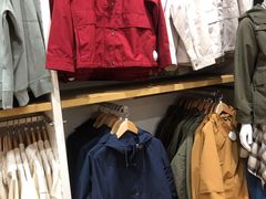 -优衣库(南宁江南万达店)