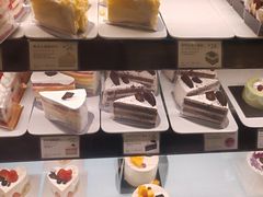 -巴黎贝甜(大宁国际商业广场店)