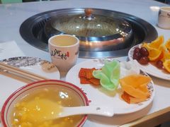 -哈尔滨烧烤·山河村铁锅炖(交大店)