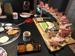 -虎焱炭火烧肉
