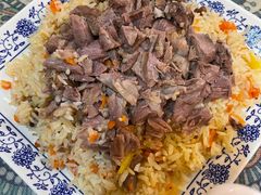 羊肉抓饭-新疆红柳花餐厅(新洲店)