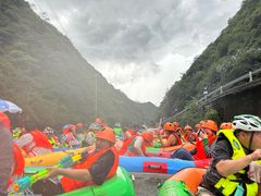 -安吉龙王山峡谷漂流