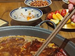 -旧街市鲜货老火锅(大光路店)