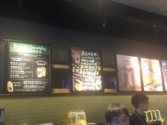 -星巴克臻选(莘庄仲盛店)