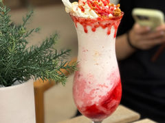 -ROAST coffee & eatery