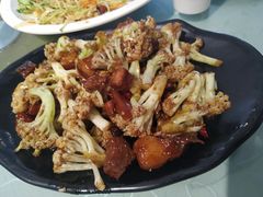 红烧肉烧花菜-金种子大酒店