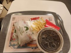 -麦当劳(广州新港东路第二分店)