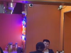 -海盗船. 龙虾烧烤. 酒馆