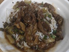 -阿阳牛腩腌面店