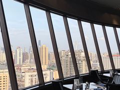 -广州花园酒店·凌璇阁旋转餐厅CAROUSEL360