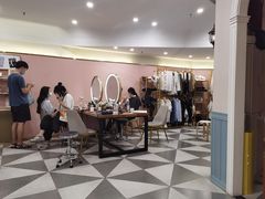 -拾光秀照相馆(石家庄勒泰中心店)