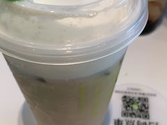 -奈雪的茶(优特汇店)