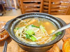 -天瑞福云南过桥米线(十里河店)