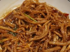 -那家老院子东北菜·饺子·小鸡炖蘑菇(艳华街店)