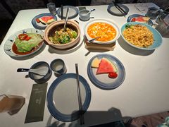 -八府香鸭·啫啫煲(华山路店)