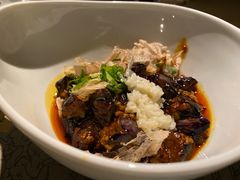 -穹六人间 people 6(岳阳路店)
