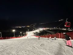 -富龙滑雪场