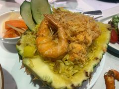 菠萝海鲜炒饭-美奈小馆·越南料理(中航城君尚购物中心店)