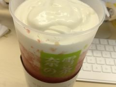 -奈雪的茶(市百一店)