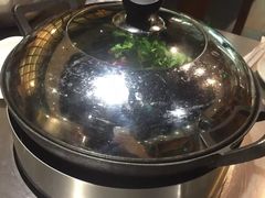 -胡须佬鸡煲四季火锅店(石厦西村直营店)