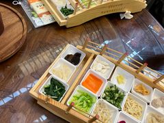 -香麒园·过桥米线·南湖雅宴
