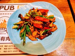 -爱啤精酿·民谣酒馆(滨江店)