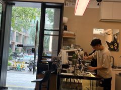 -Dogi&kiki Coffee(中心商务大厦店)